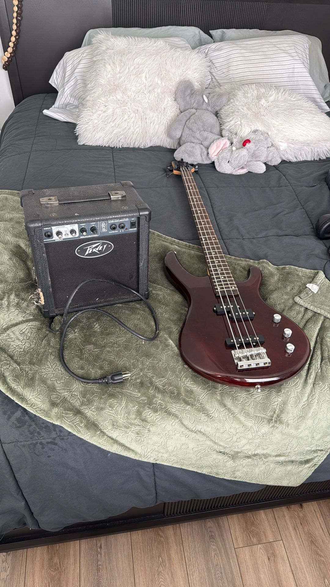Base + Speaker Box