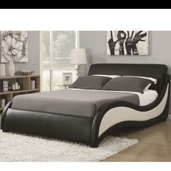 King Niguel Modern Upholstered