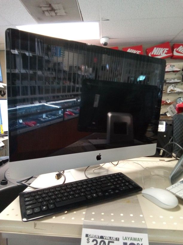 APPLE DESKTOP COMPUTER