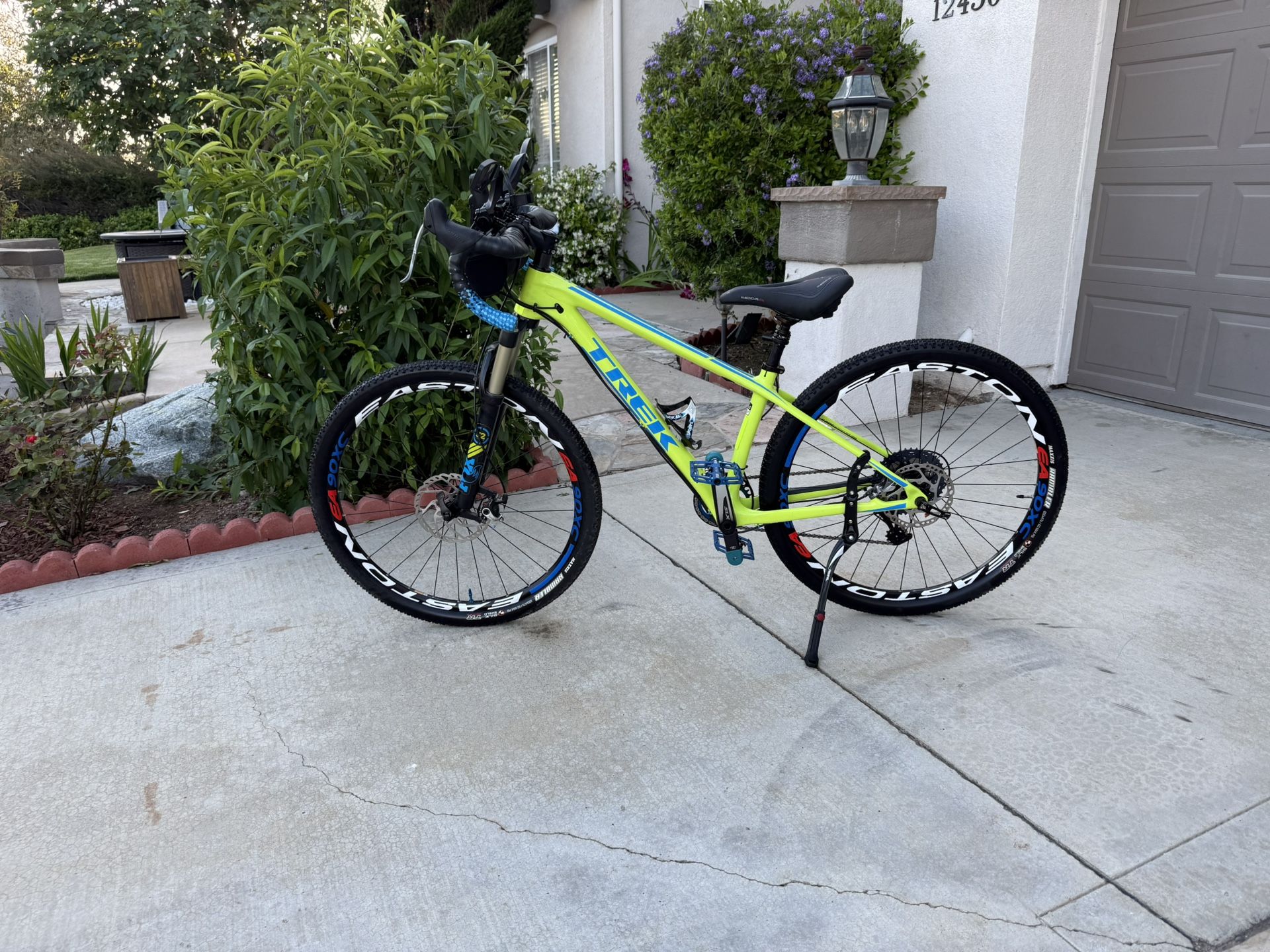 Selling A Custom trek Gravel Bike