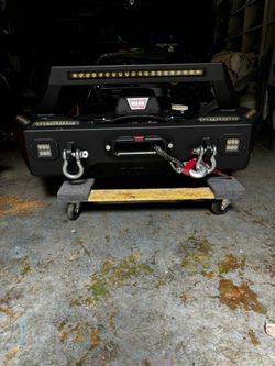 Warn Winch 12000 Lb excellent condition hardly ever used on my truck for a short period of time.