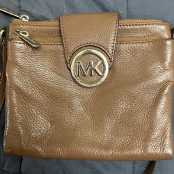 Michael Kors Cross Over Body Bag