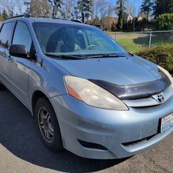 2007 TOYOTA SIENNA CE