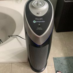 Hepa/UV Germguardian