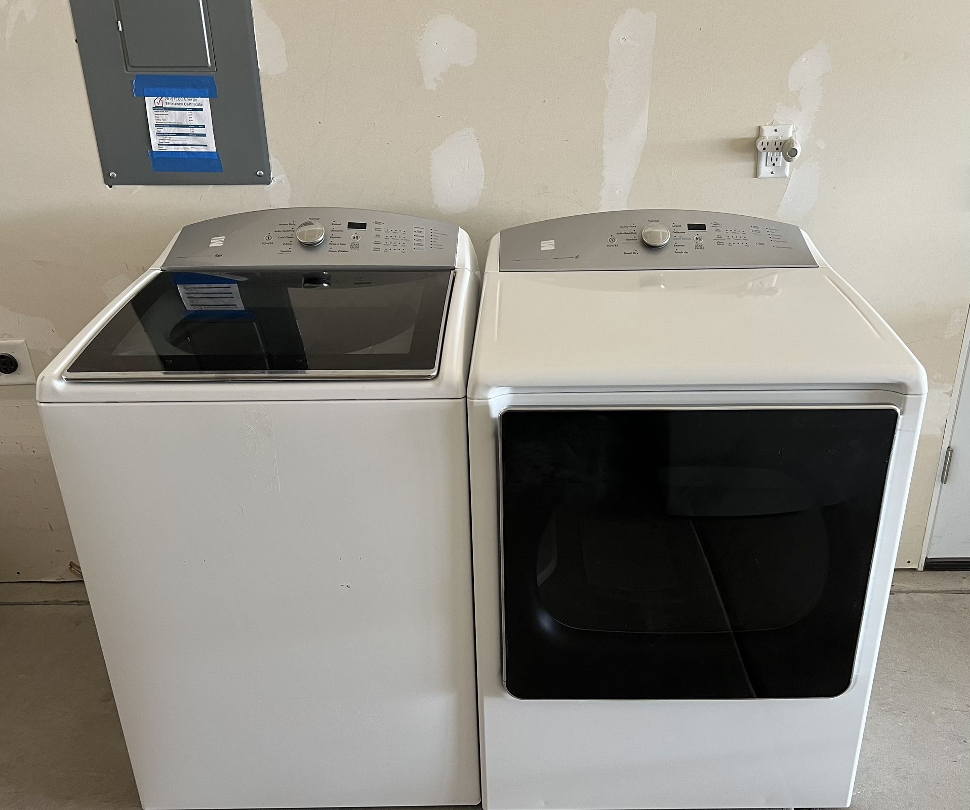 Kenmore Washer and Dryer (delivery available) 