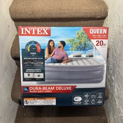 20” Queen Air Mattress 