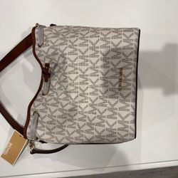 Brand New Michael Kors Purse