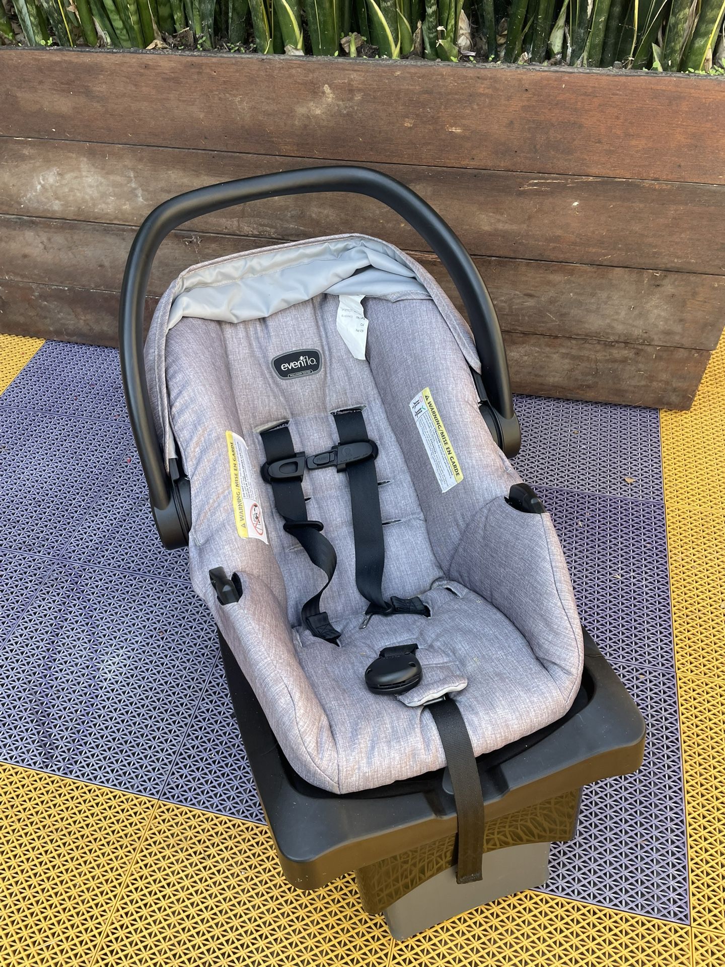 infant and toddler stroller Safety 1st Grow Go Flex 8-in-1 Travel System, Orchid Bloom Designed from the ground Model:23 AIRD 2500 Baby Jogger City Tour™ CAR SEAT ACCESSORIES
