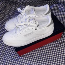 Reebok Club C 85 Ladies Tennis Shoes( Brand New)