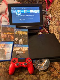 PS4 Slim Bundle with Games and Controller