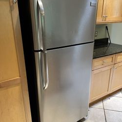 Kitchen Appliances Set Dishwasher, Fridge, Oven/Stove