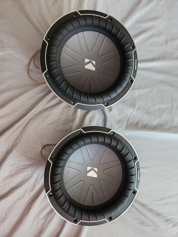 Kicker Subwoofer, Amplifier and Custom Subwoofer Housings For Sale