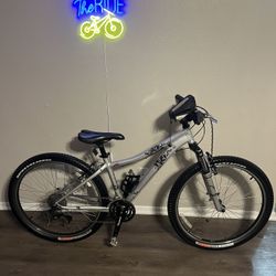 Specialized bike for girls!