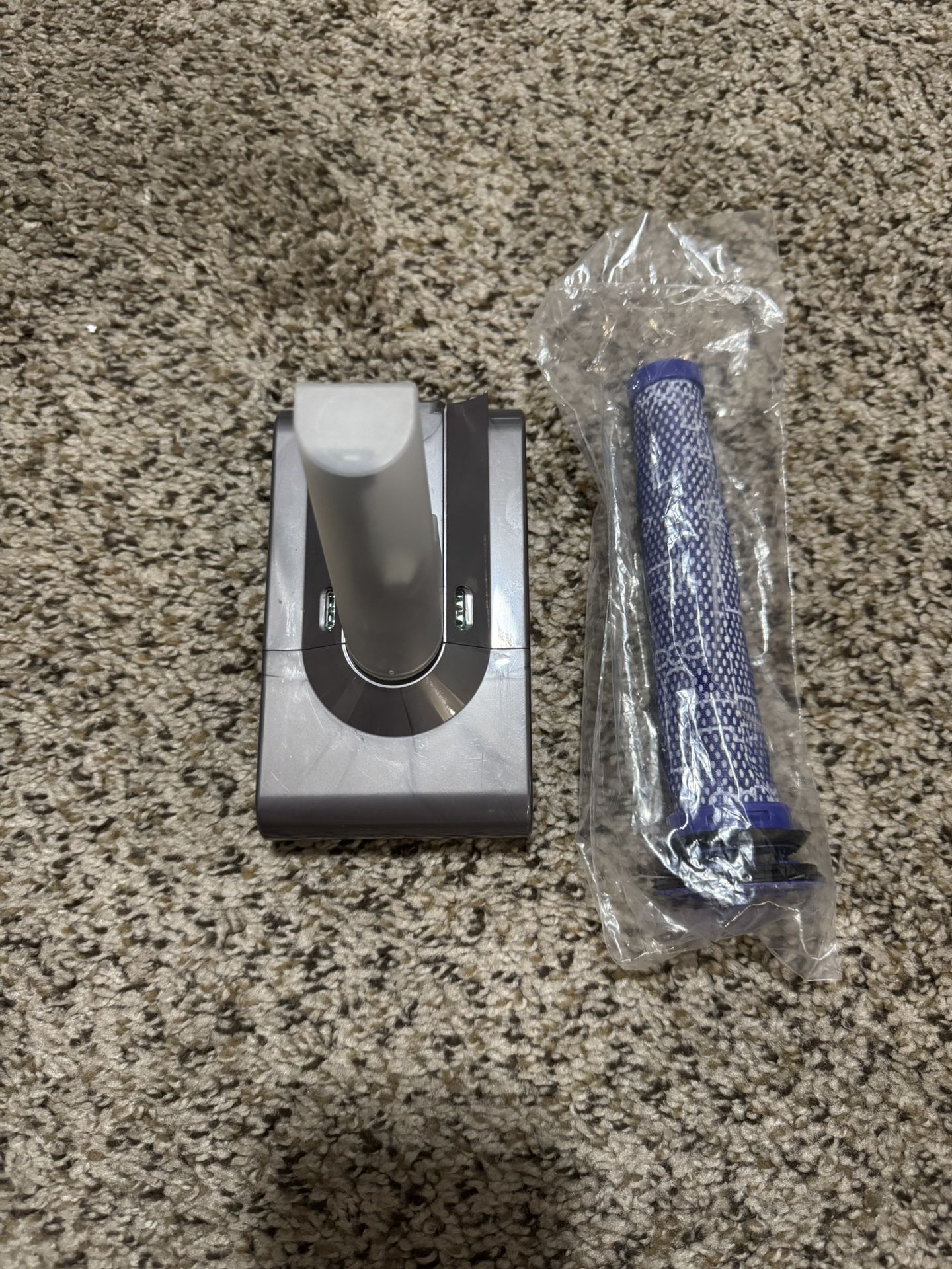 Original Dyson Vacuum SV10 Battery Genuine + Filter 