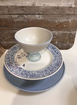 3 Tiered Plate Stand