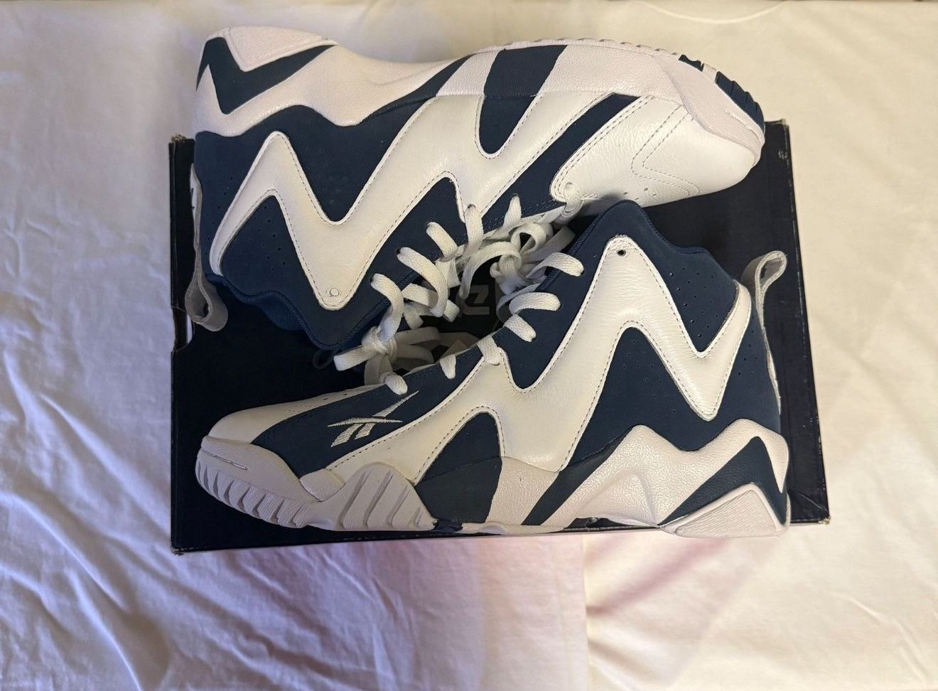 Reebok Kamikaze Size 9 