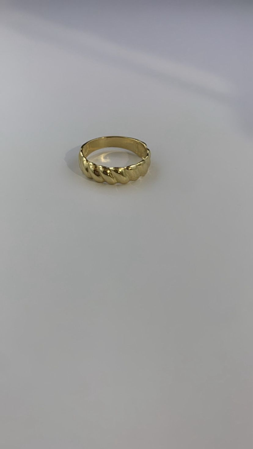 14k Gold Rope Ring