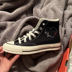 black stitched heart Converse