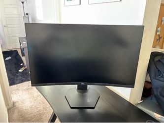 Dell Curved Gaming Monitor