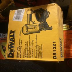 DeWALT coil Roofing Nailer (with nails)