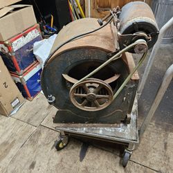 High Volume Out Put Fan