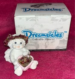 Dreamsicles Heart and Flowers Figure DC433 Signed Kristin ‘98 NEW in Original Box!