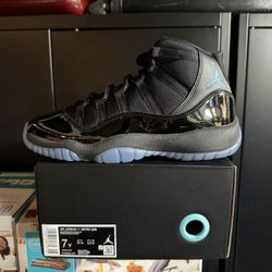 Jordan 11 Gamma Blue Size 7Y 