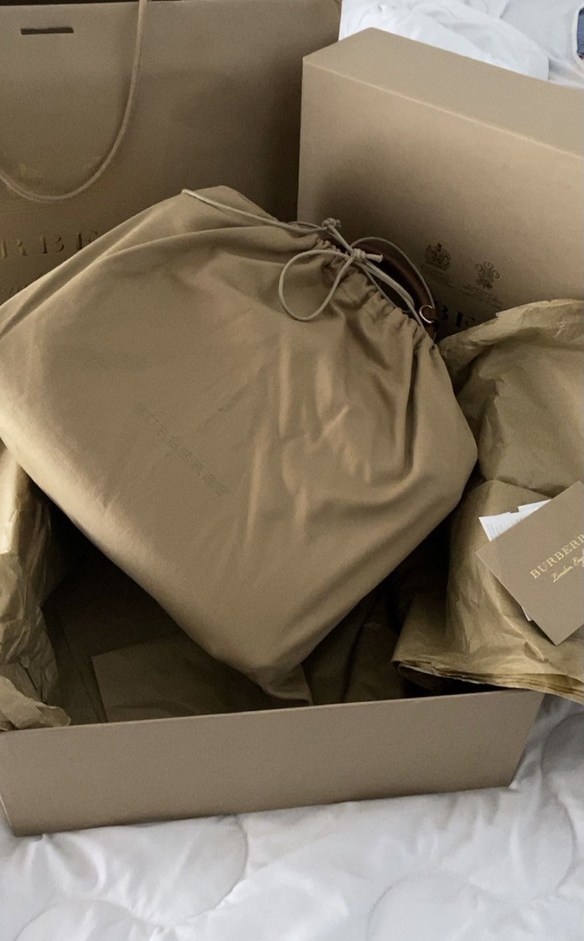 LOUIS VUITTON HERMES BURBERRY Shopping Bags And Box’s for Sale in Queens,  NY - OfferUp