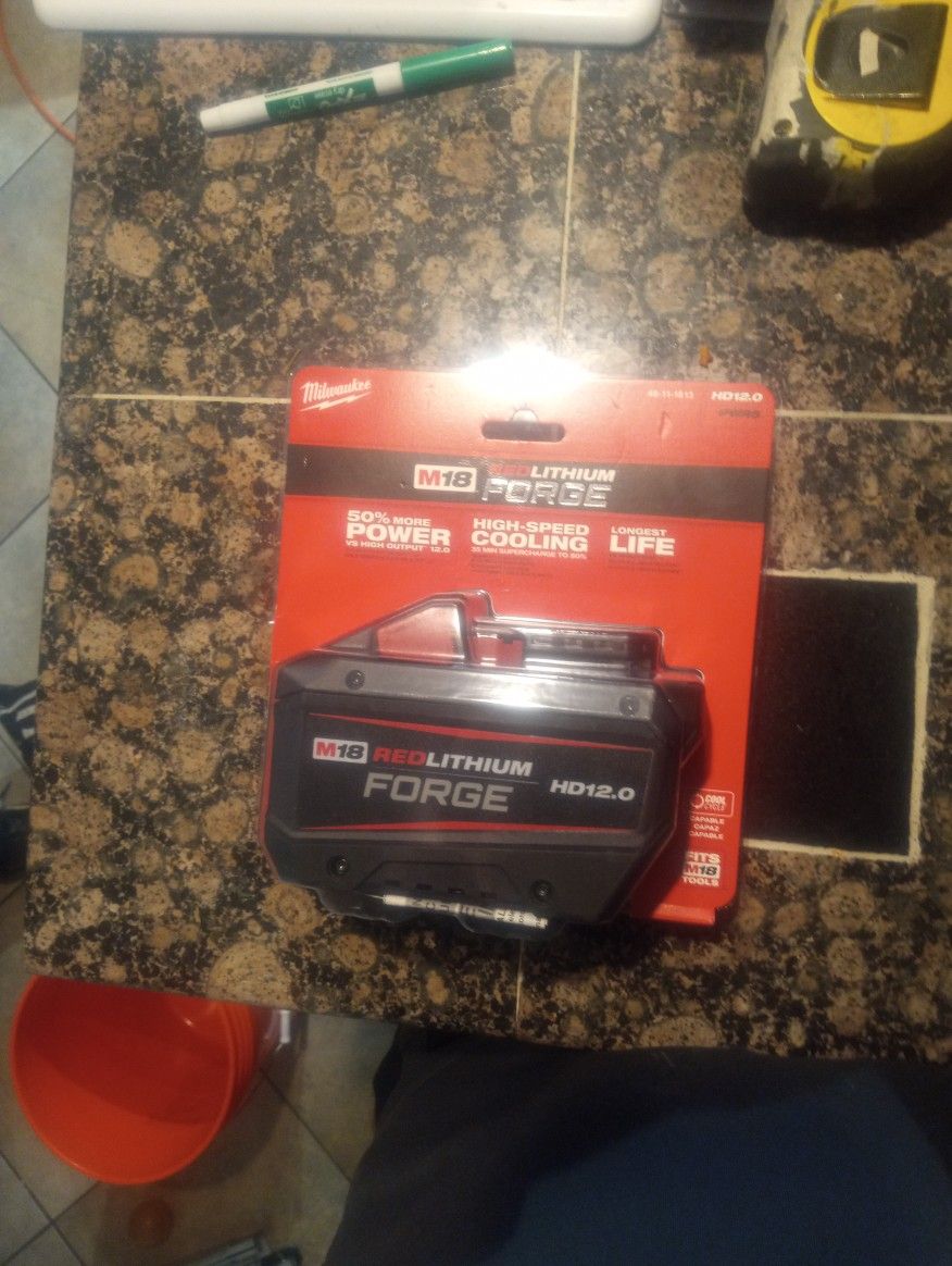 M18 Red lithium Forge Battery Hd12