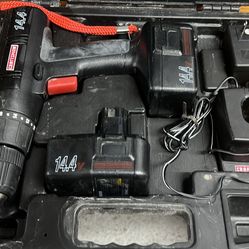 14 V with two battery and the charger work great