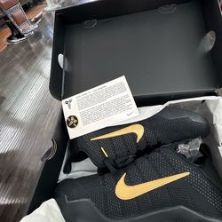 Kobe XI fade to black