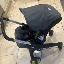 Doona Car seat And Stroller 