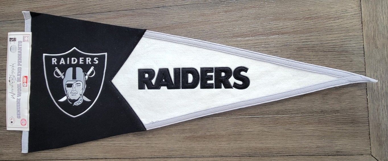 OAKLAND RAIDERS Wool Blend Pennant 17x40 Winning Streak Sports Las Vegas Raiders