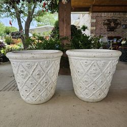 White Flower Clay Pots, Planters, Plants. Pottery,  Talavera $75 cada una