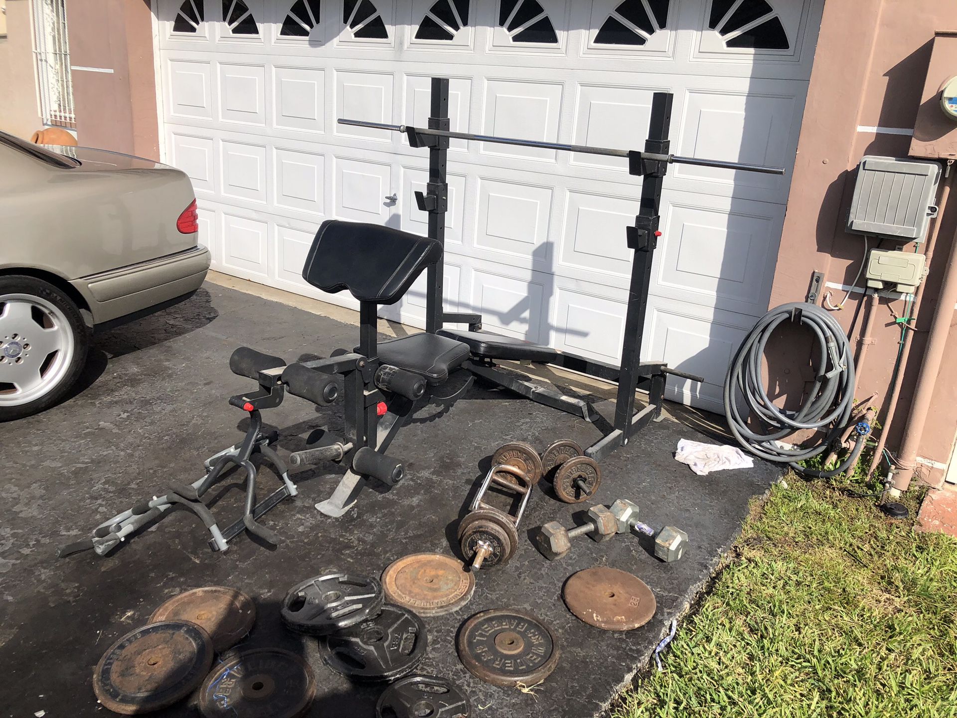 weight set good condition over 200 lbs of weight +++ west kendall ****