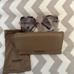 Burberry Isabella Glasses