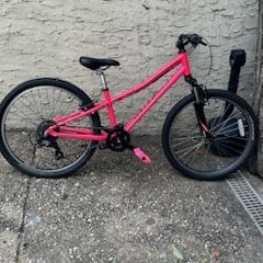 Specialized 24 Hot Pink (new)