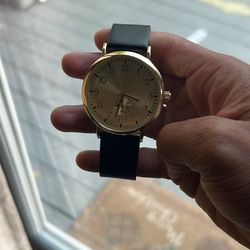 Gold Watch With Imitation Leather 