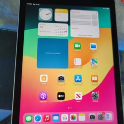 Apple iPad 6th Gen 128GB Storage WiFi and cellular Unlocked in very good condition. 