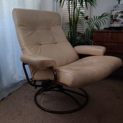 Ekornes Stressless Mid Century Modern Beige Recliner Lounge Chair,No Ottoman 