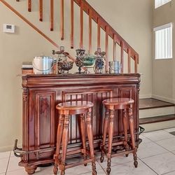 Classic Large Cherry Bar w/ 2 Bar Stools