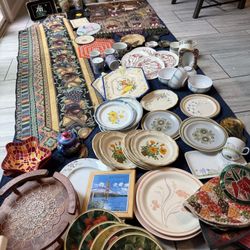 Huge Lot Of Vintage Items
