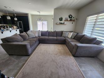 Large Living Spaces Sectional