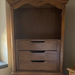 Thomasville Armoir- Free - Available 11/2