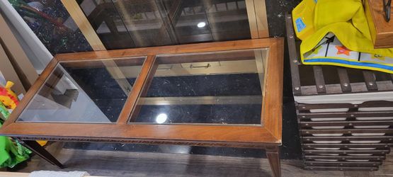 FREE Console Table And Coffee Table