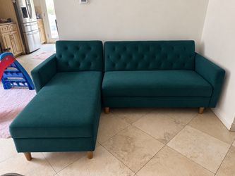 Beautiful green couch medium size
