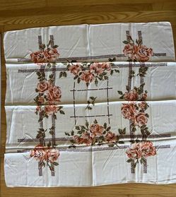 Vtg 1940's - 50's Orange Rose with Brown Trellis Tablecloth 42" x 45"