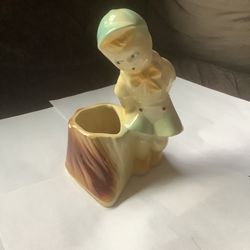 Vintage Shawnee Planter Boy with Log # 533