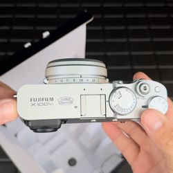 Fujifilm X100vi