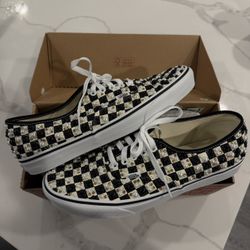 Mattias Gollins Pearl Vans